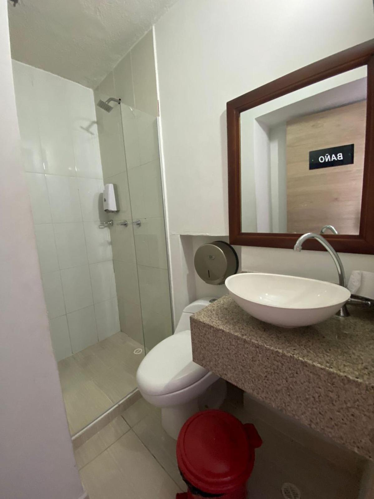 Suites Laureles Medellin Ngoại thất bức ảnh